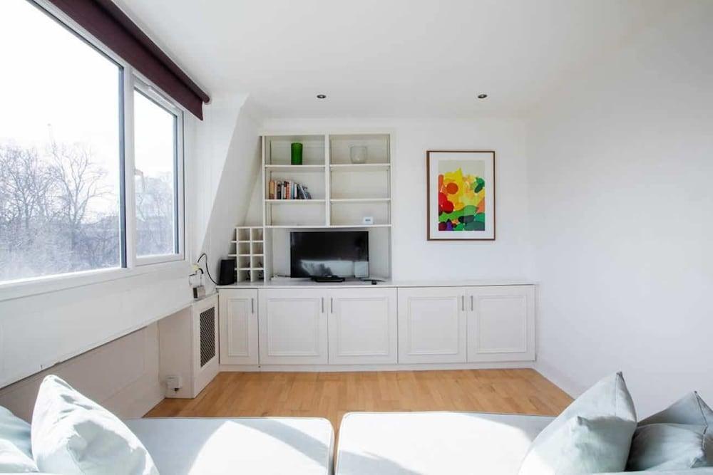 Bright Aircon Earls Court